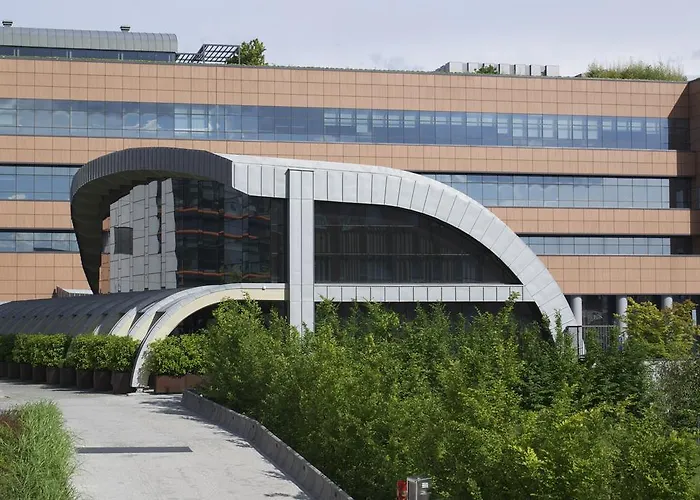 Olly 3* Болонья