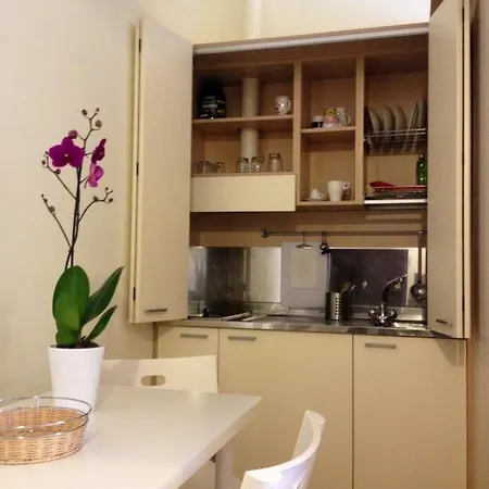 Olly Apartmanhotel Bologna